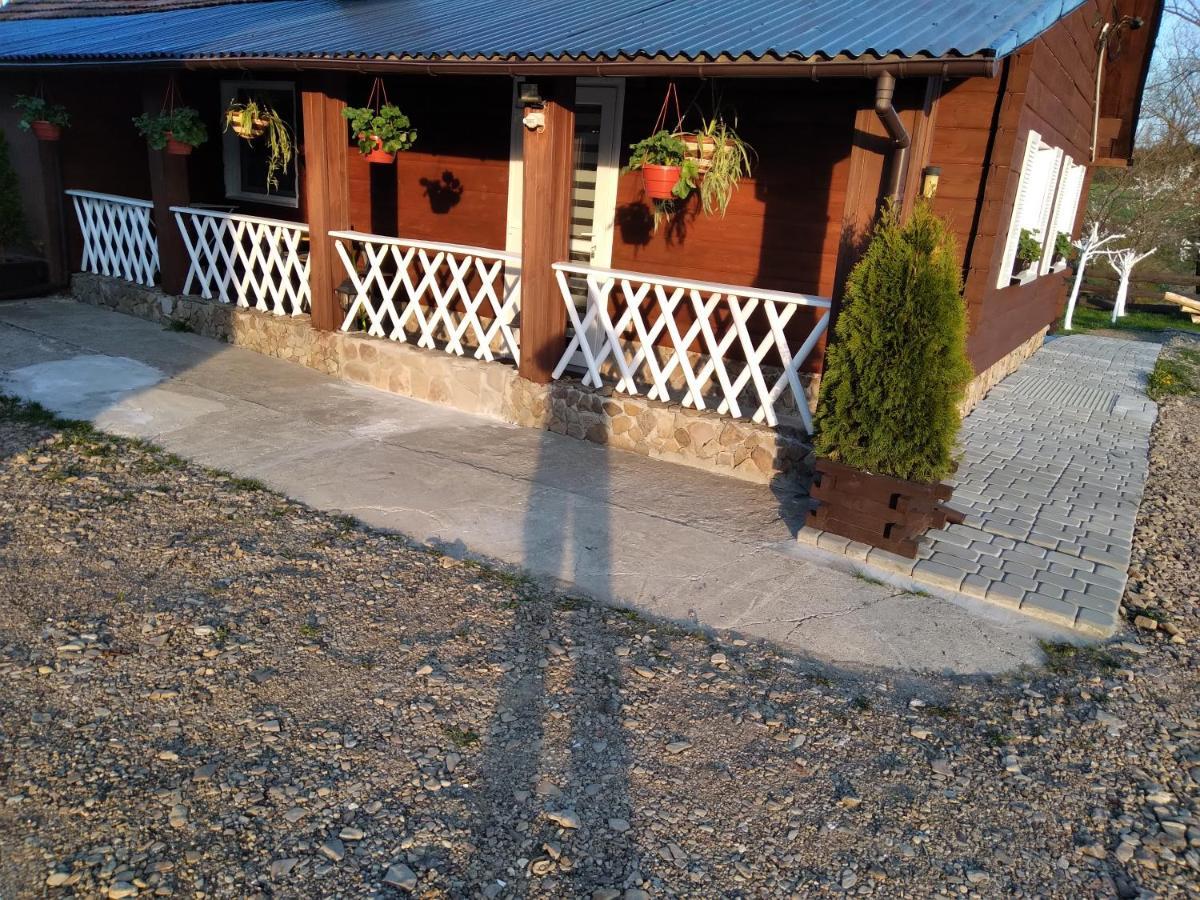 Domek Na Prerii Villa Ustrzyki Dolne Eksteriør bilde